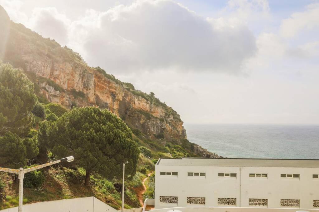 Ferienwohnung Casa Na Praia - All Family Near The Sea Sesimbra Exterior foto